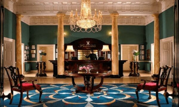 WIN €400 worth of AA Hotel Vouchers