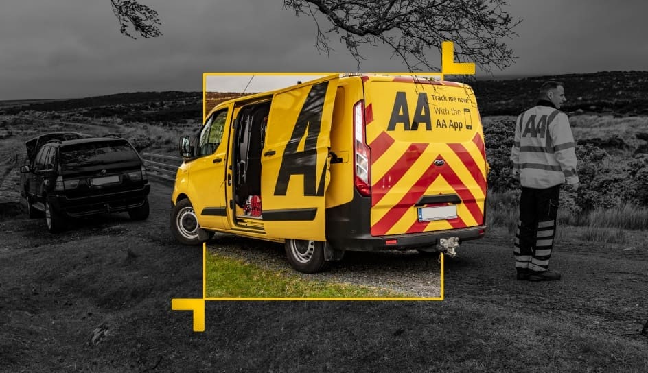 AA Roadside Assistance Mechanic helping a broken down car, Instant Roadside Assitance, Instant Breakdown Asssitance