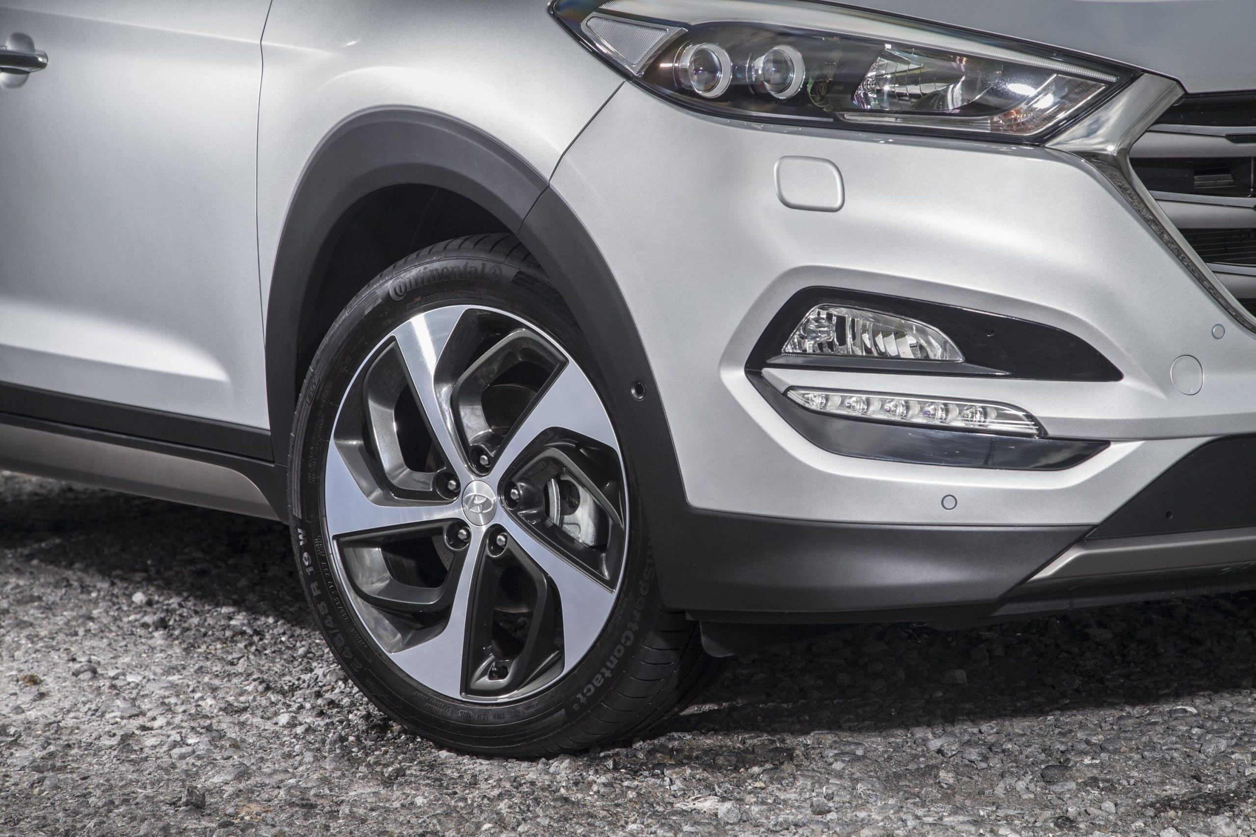 2015-2020 Hyundai Tucson - Image 4